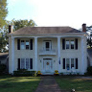 Meet your Posher, Regina